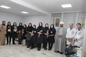 تقدیر نماینده نهاد مقام معظم رهبری از گروه پرستاری بیمارستان دکتر شریعتی