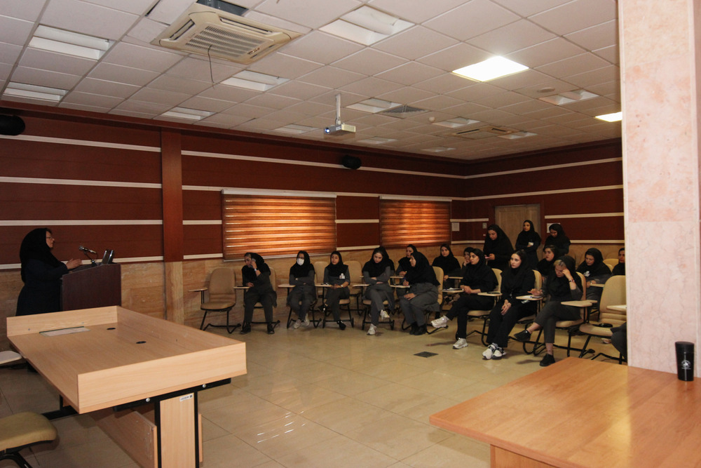 برگزاری کارگاه آموزشی شرح وظایف منشی‌های بخش های درمانی در بیمارستان دکتر شریعتی 