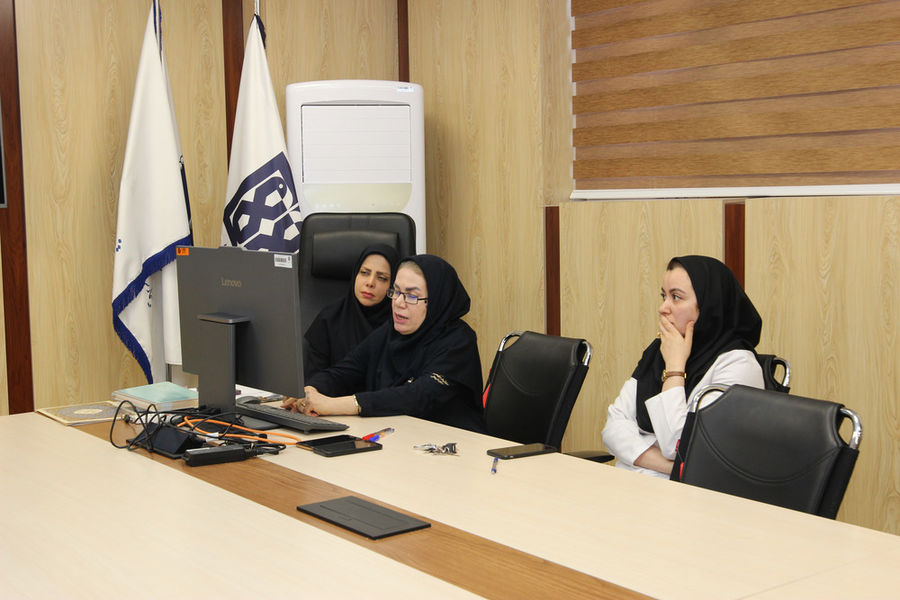 بررسی شاخص‌های ایمنی بیمار و خطاهای آزمایشگاهی در کمیته ایمنی بیمار بیمارستان دکتر شریعتی