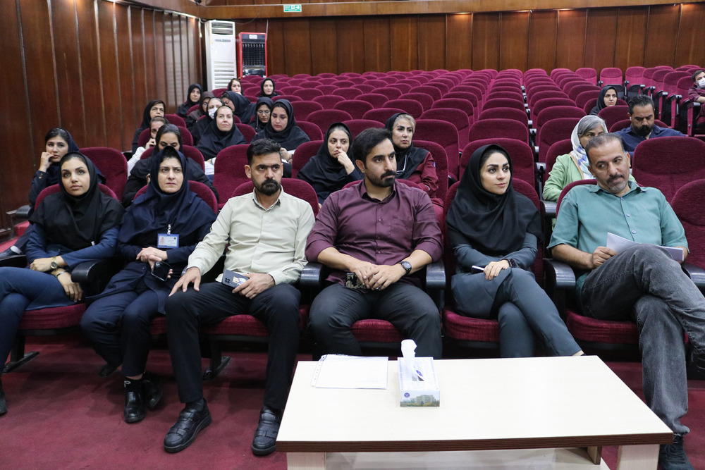 برگزاری کارگاه «تدوین نسخه ورزشی تندرستی کارکنان» در بیمارستان دکتر شریعتی به مناسبت هفته تربیت‌بدنی